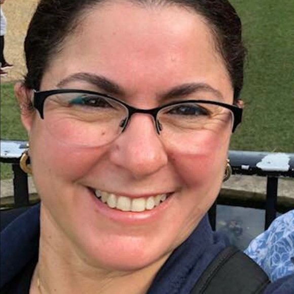 Meet the Posher Other - Meet your Posher, Mayra